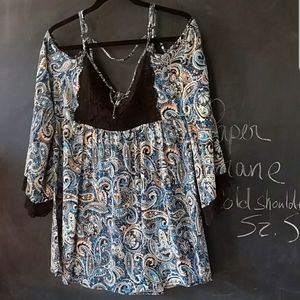 Paper Crane Boho Top Paisley Lace Cold Shoulder S Flowy Sleeves